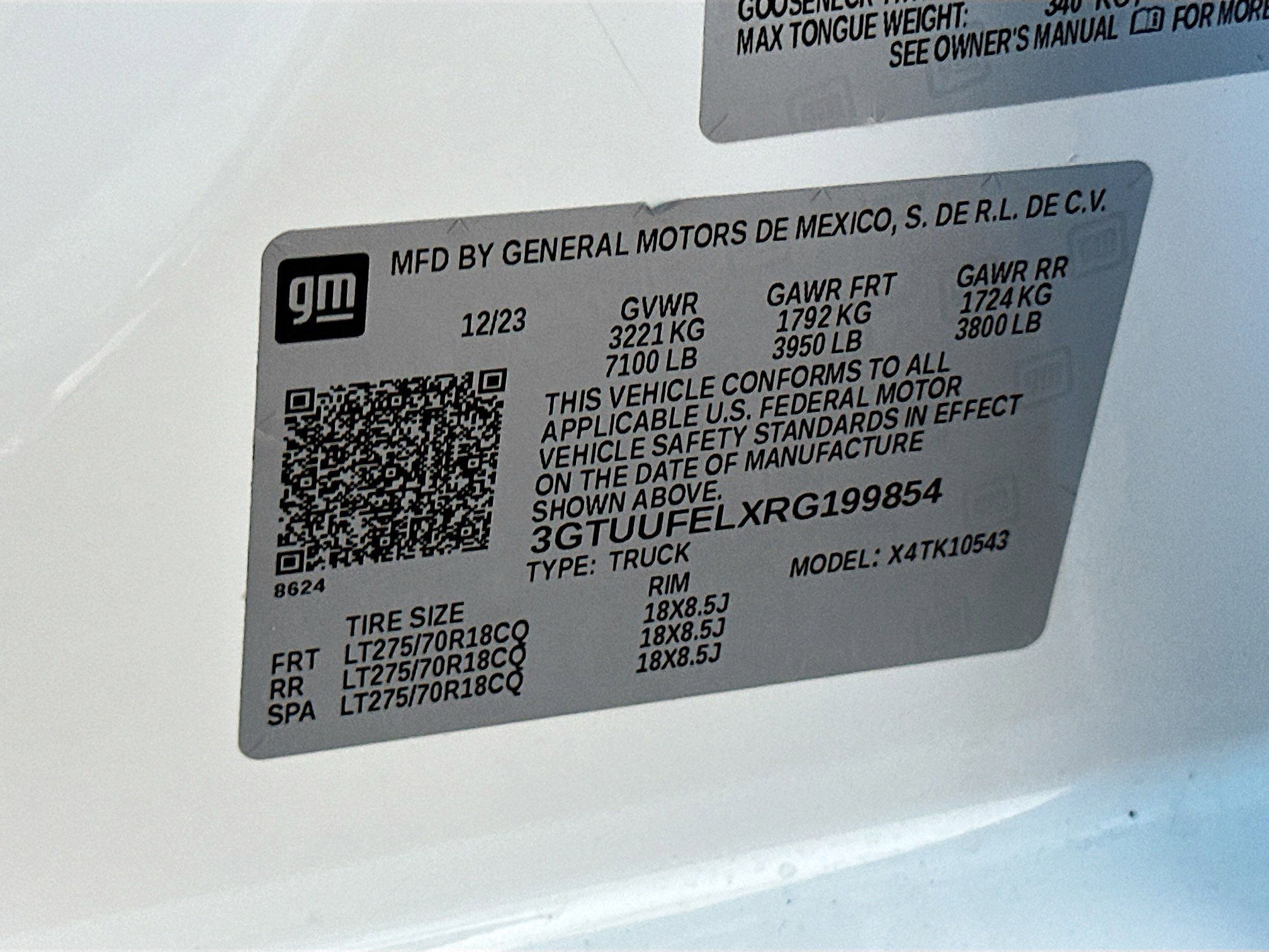 Used 2024 GMC Sierra 1500 AT4X image 36