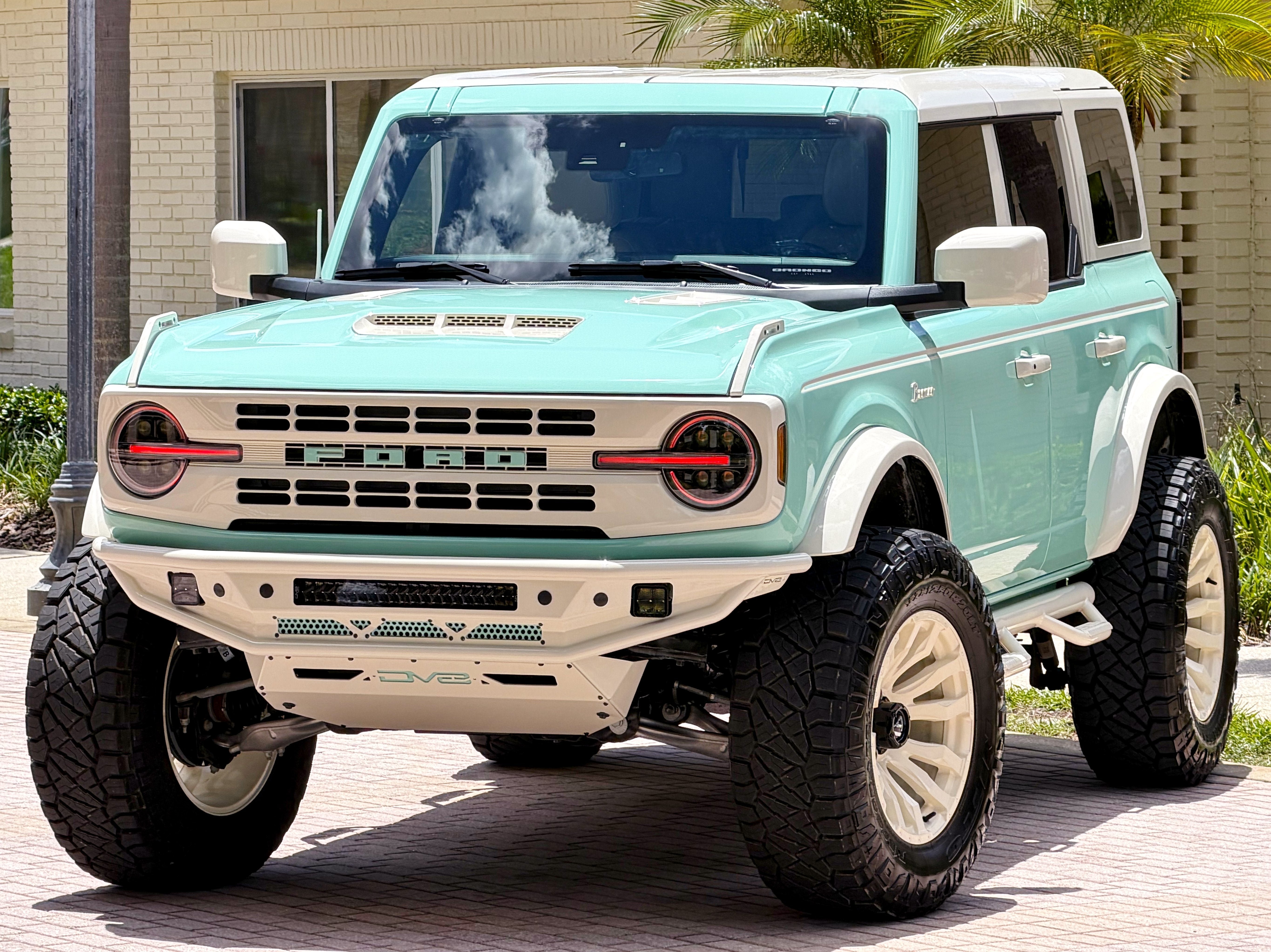 Used 2025 Ford Bronco Outer Banks AWD/4WD image 43