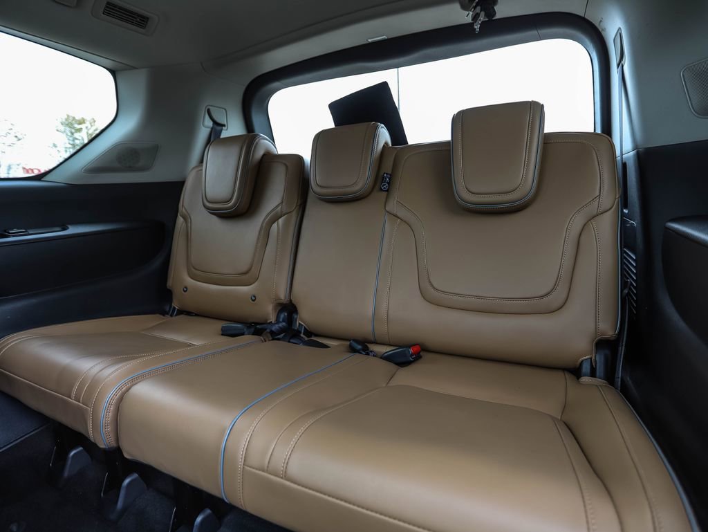 Used 2025 INFINITI QX80 Luxe AWD/4WD image 23