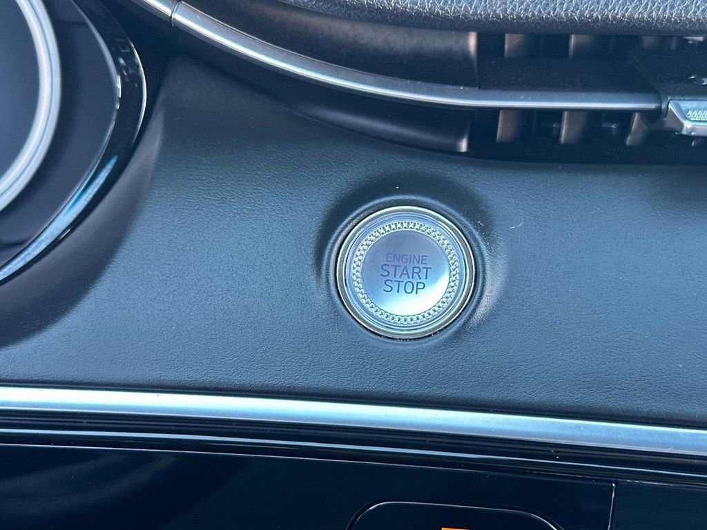 Used 2024 Genesis GV70 2.5T w/ Select Package image 23