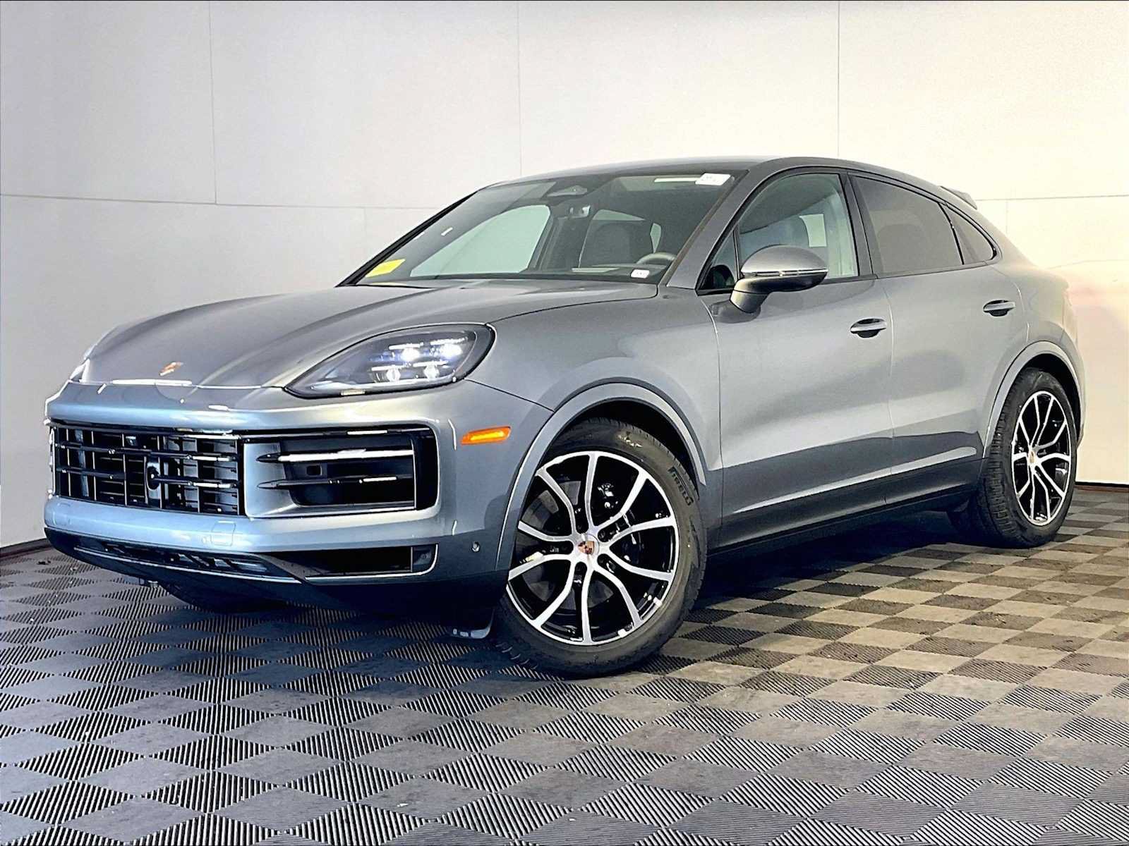 New 2026 Porsche Cayenne Coupe AWD/4WD image 1