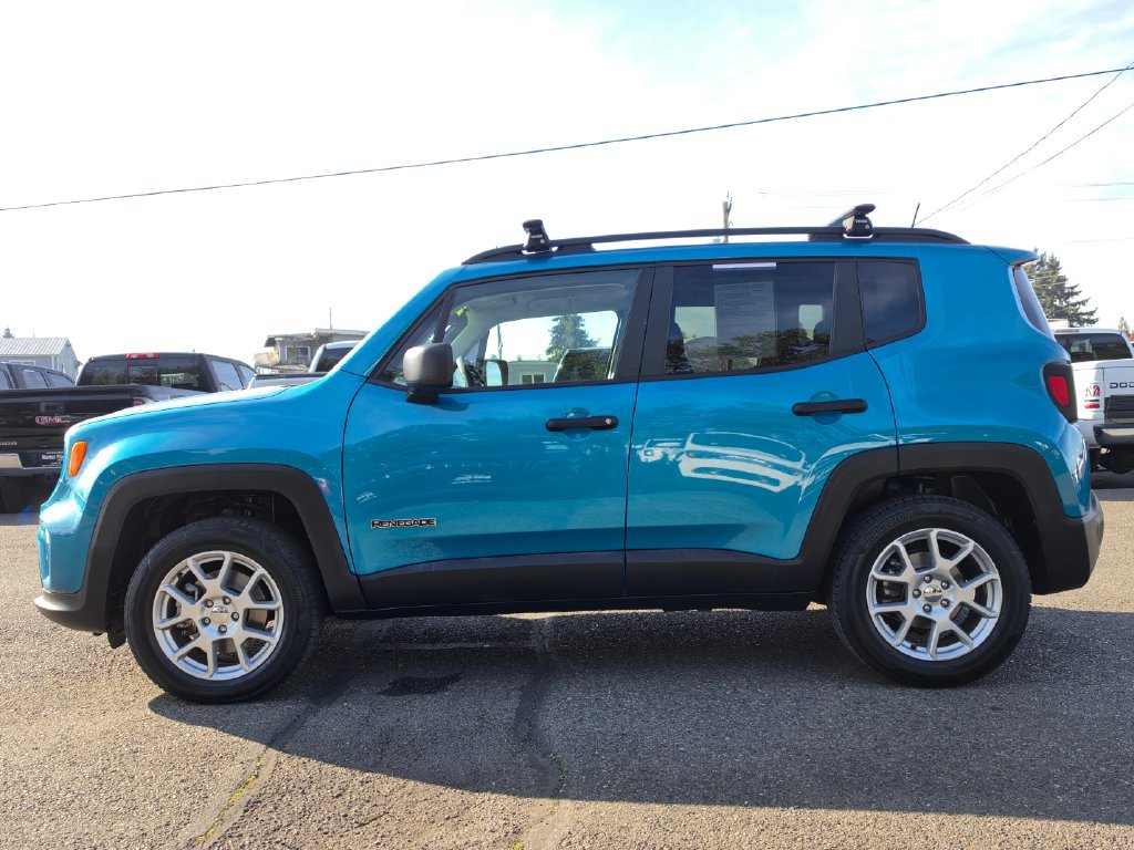 Used 2021 Jeep Renegade Sport w/ Sport Appearance Group AWD/4WD image 3