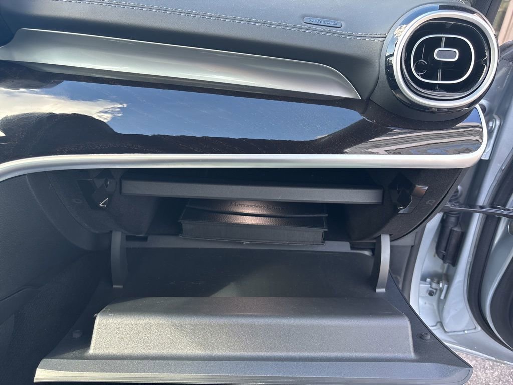 Used 2024 Mercedes-Benz C 300 Sedan image 25