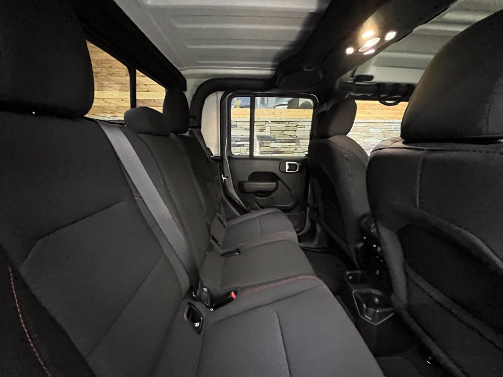 Used 2023 Jeep Gladiator Rubicon w/ Cold Weather Group AWD/4WD image 39