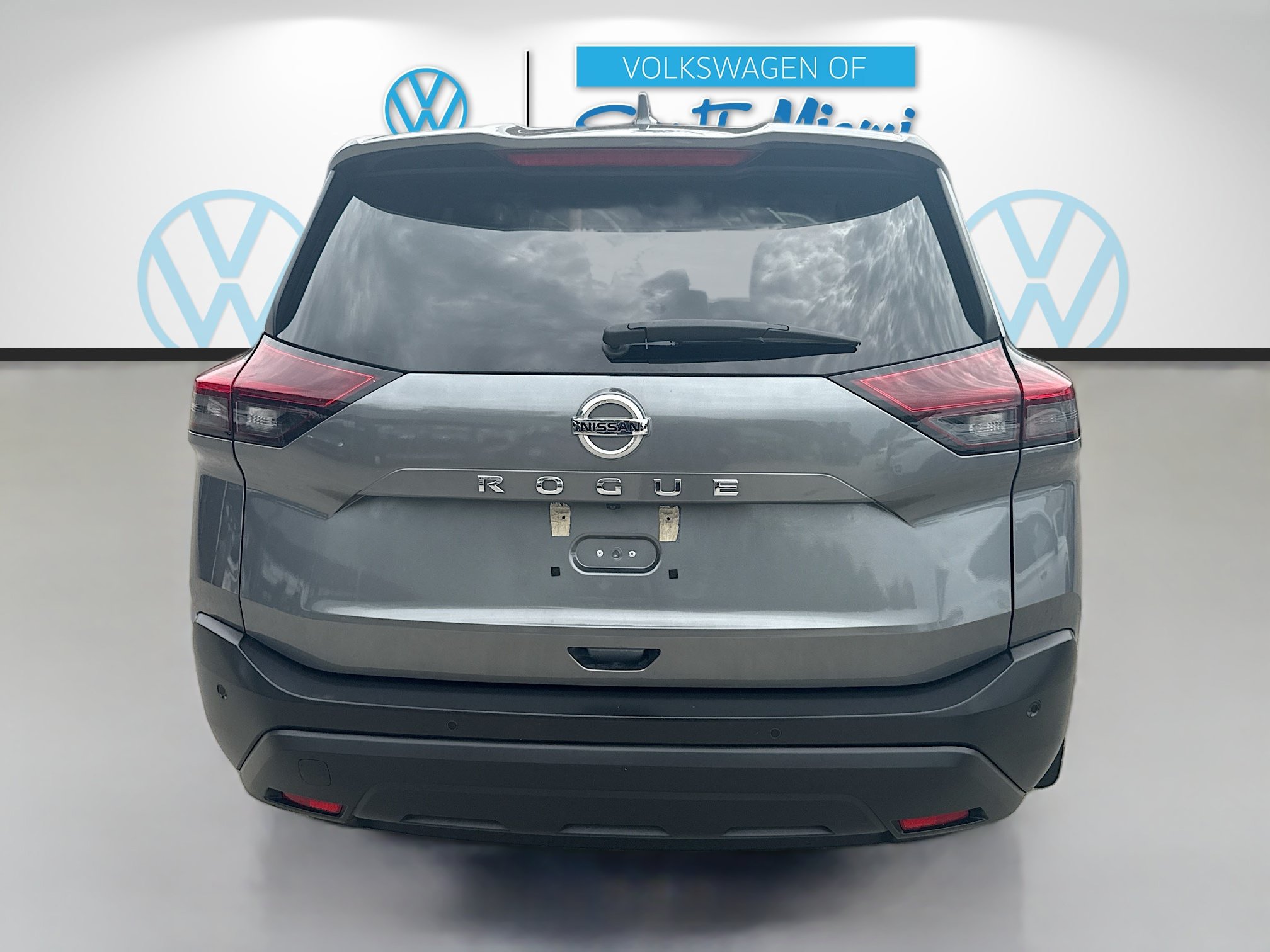 Used 2021 Nissan Rogue S FWD image 6