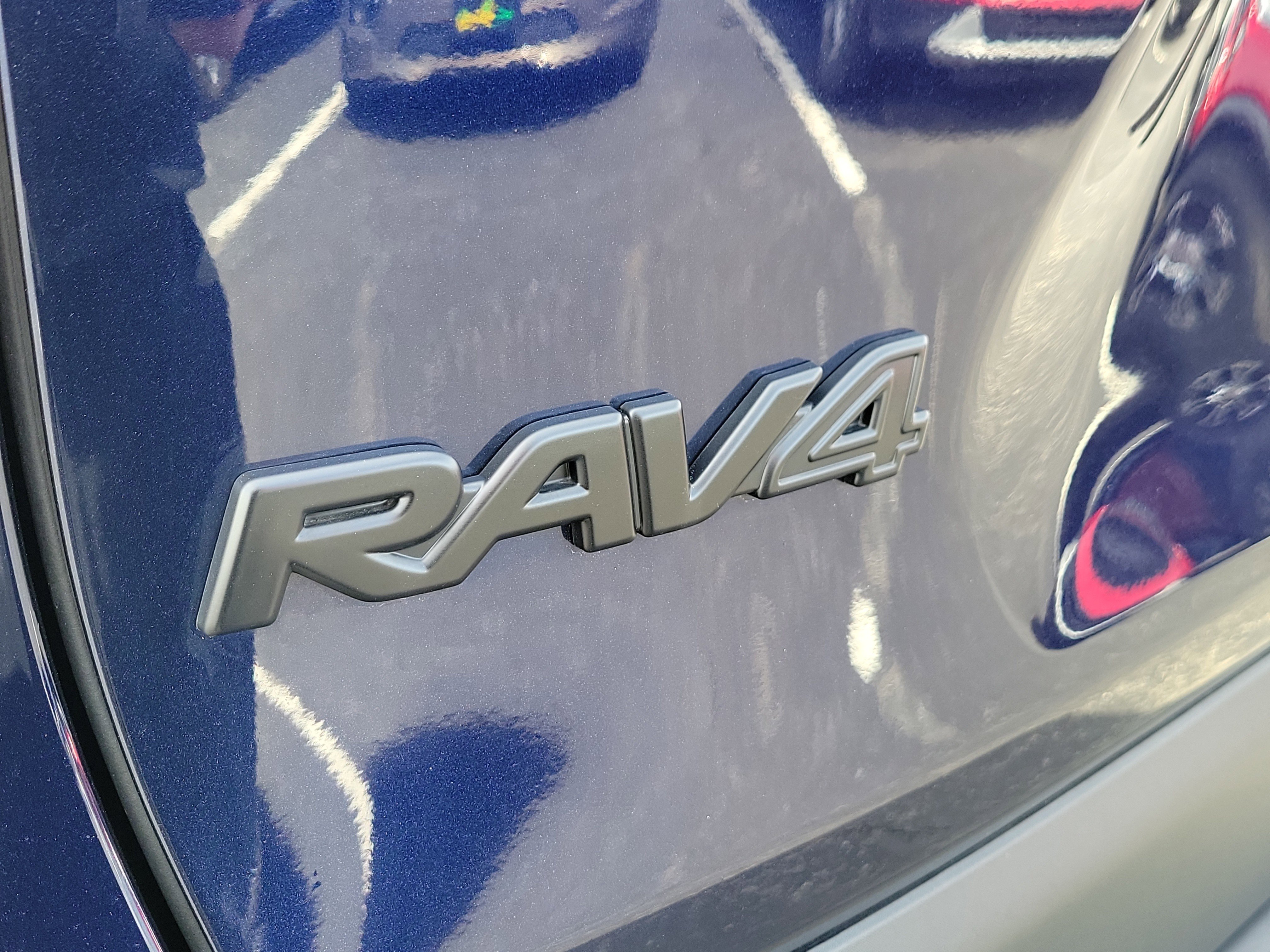 Used 2025 Toyota RAV4 Limited w/ Weather Package image 7