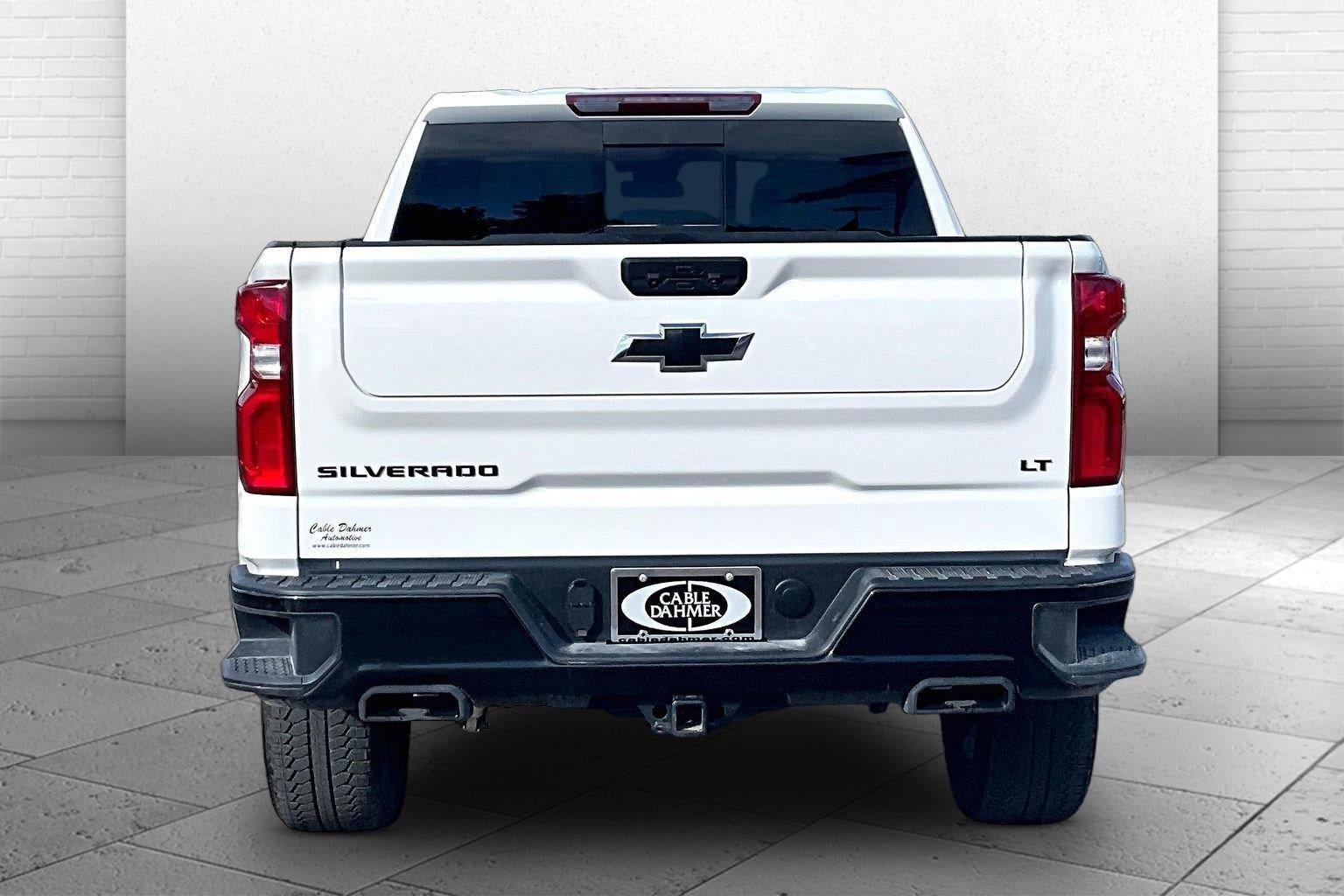 Used 2026 Chevrolet Silverado 1500 LT Trail Boss w/ Convenience Package II AWD/4WD image 3