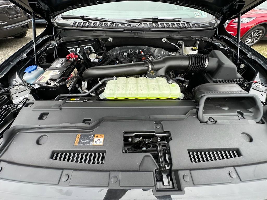 New 2025 Lincoln Navigator Reserve image 28