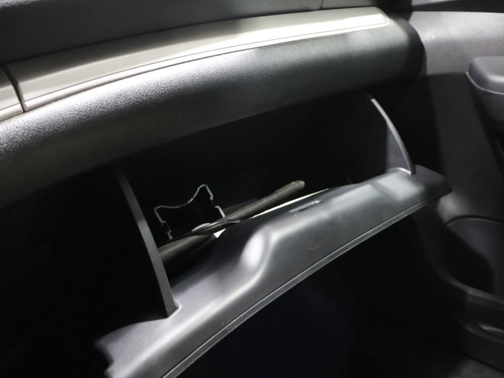 Used 2016 Honda CR-V LX image 28