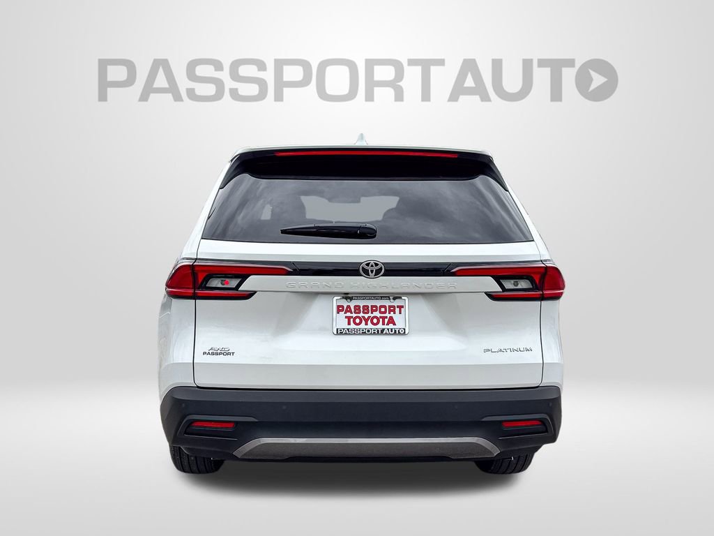New 2026 Toyota Grand Highlander Platinum image 4