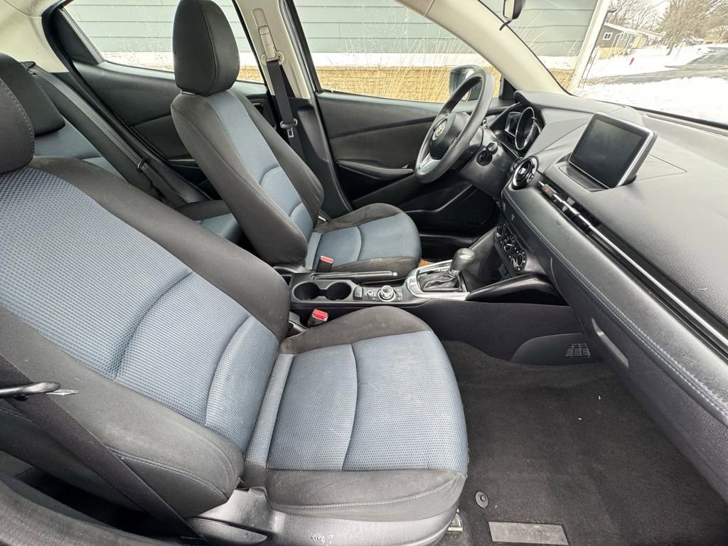 Used 2017 Toyota Yaris iA FWD image 14