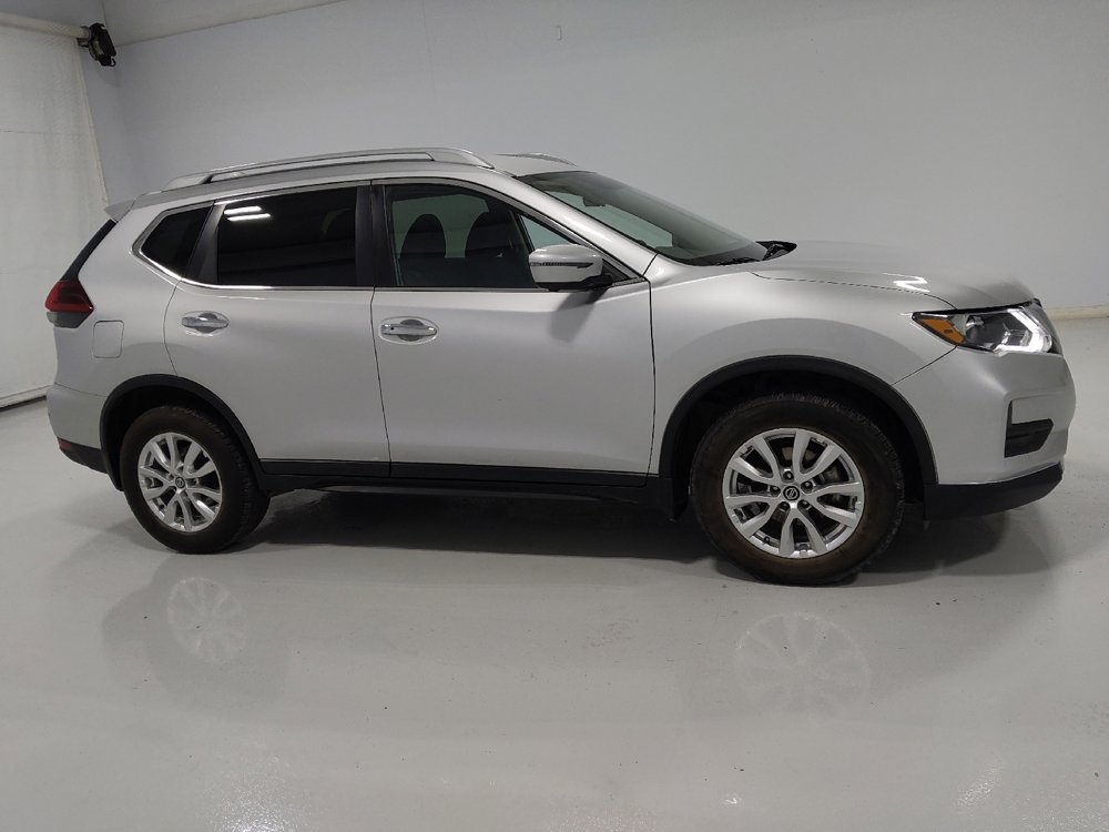 Used 2018 Nissan Rogue SV w/ Premium Package image 11