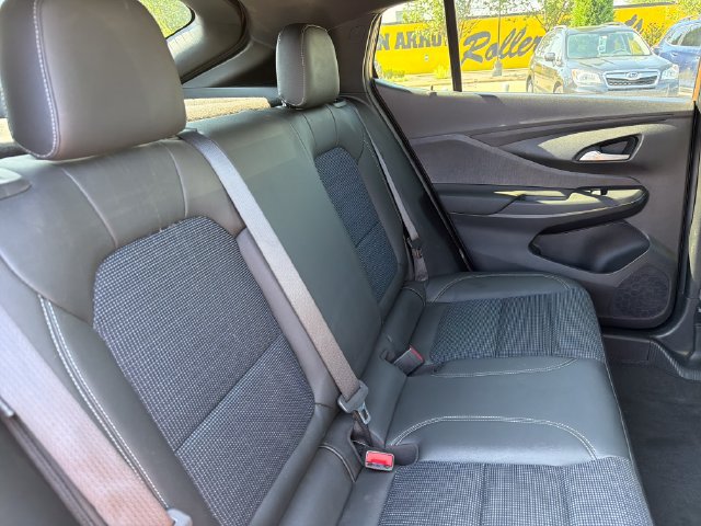 Used 2025 Buick Envista Preferred w/ Convenience II Package FWD image 28