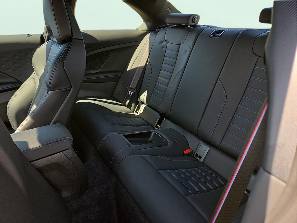 Used 2025 BMW M2 RWD image 11