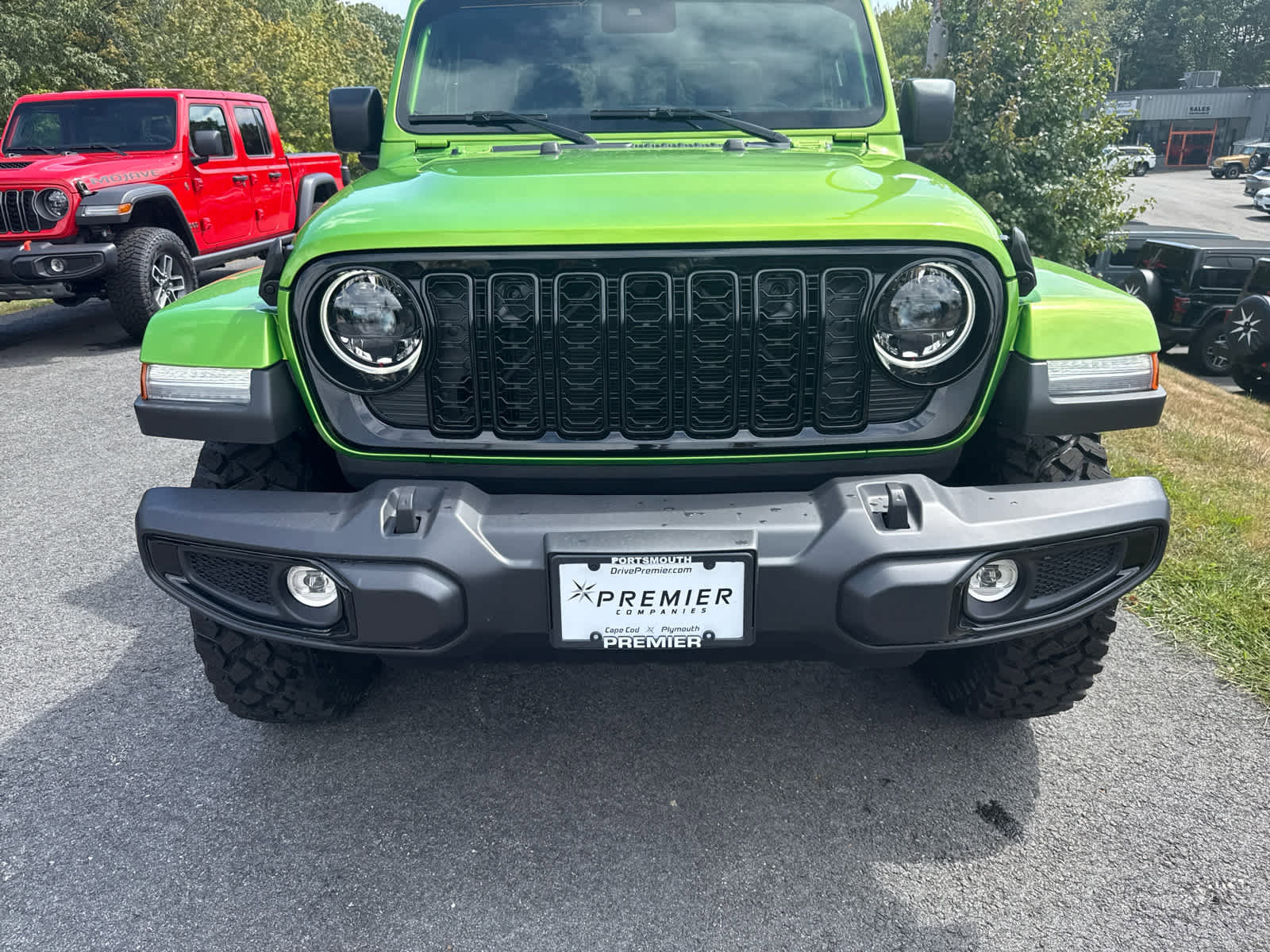 New 2025 Jeep Gladiator Sport image 6