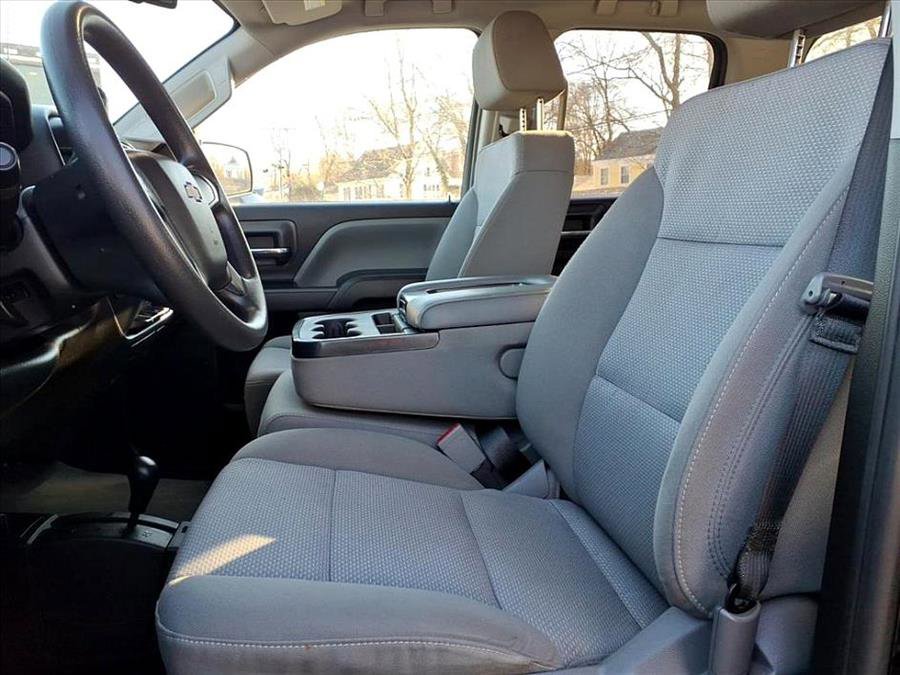 Used 2019 Chevrolet Silverado 1500 Custom w/ Custom Convenience Package image 20