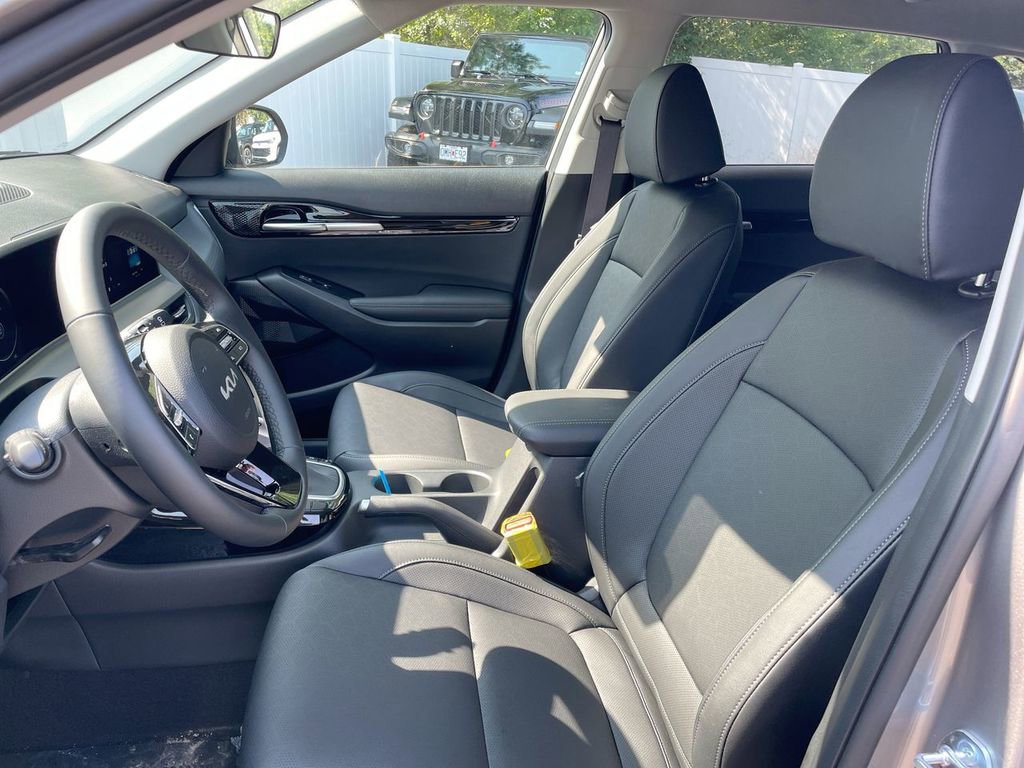 Used 2026 Kia Seltos EX image 37