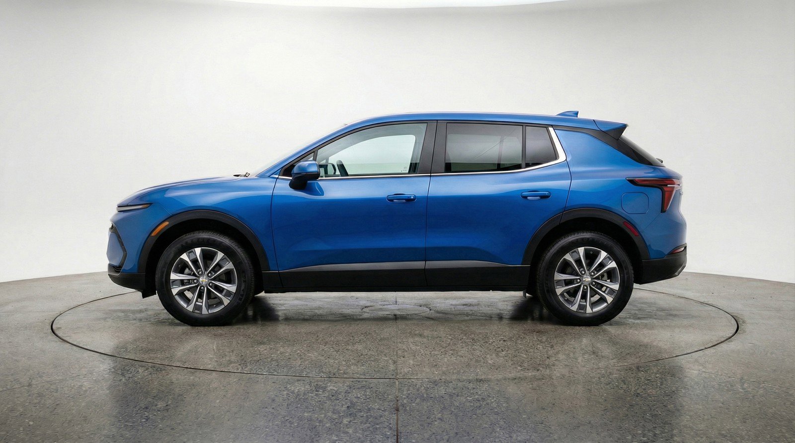 Used 2025 Chevrolet Equinox LT FWD image 5