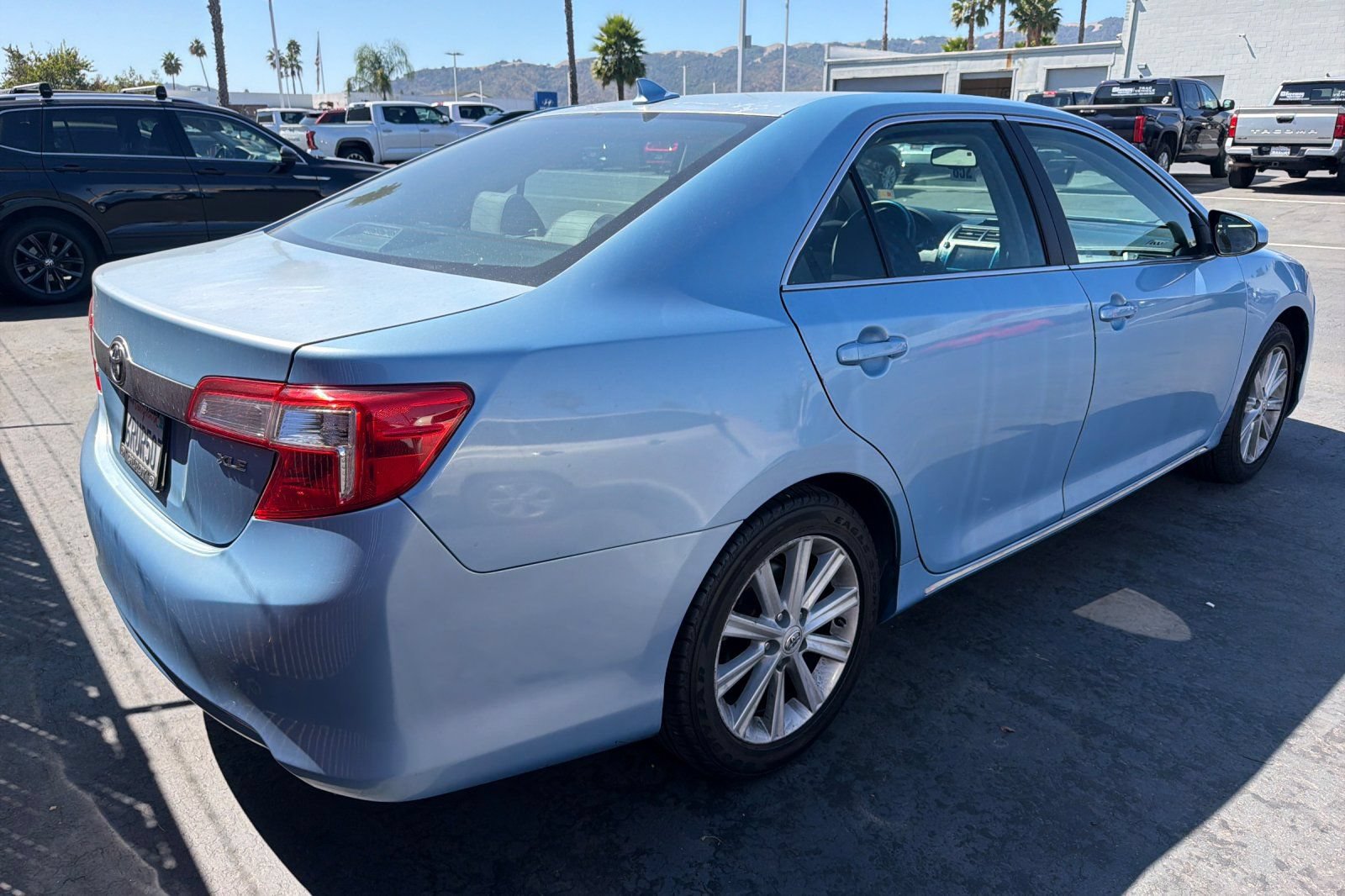 Used 2012 Toyota Camry XLE FWD image 5