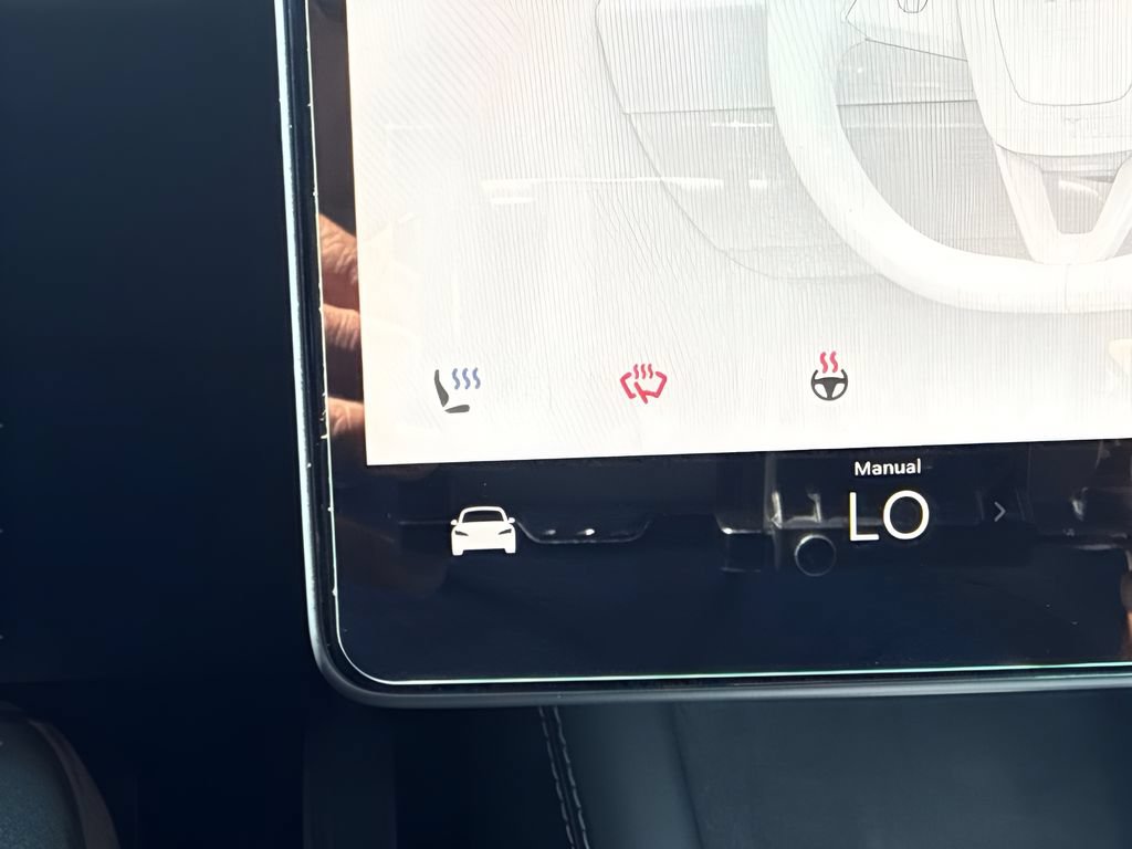 Used 2024 Tesla Model 3 Standard Range RWD image 13