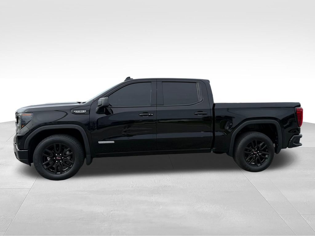 Used 2022 GMC Sierra 1500 Elevation RWD image 2