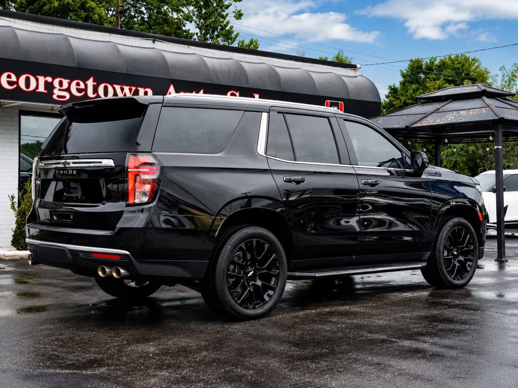 Used 2024 Chevrolet Tahoe High Country AWD/4WD image 4