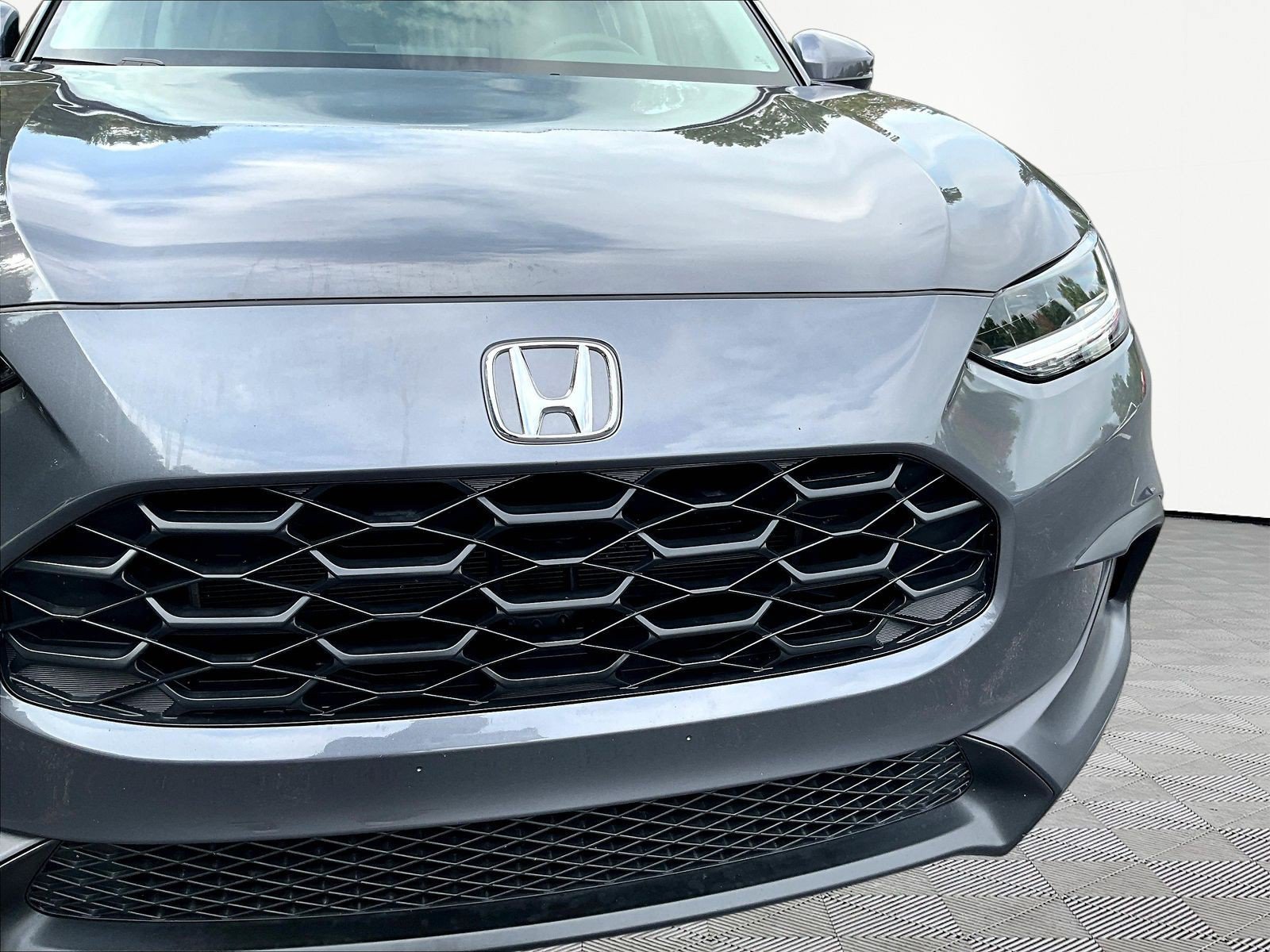 Certified 2024 Honda HR-V LX image 33