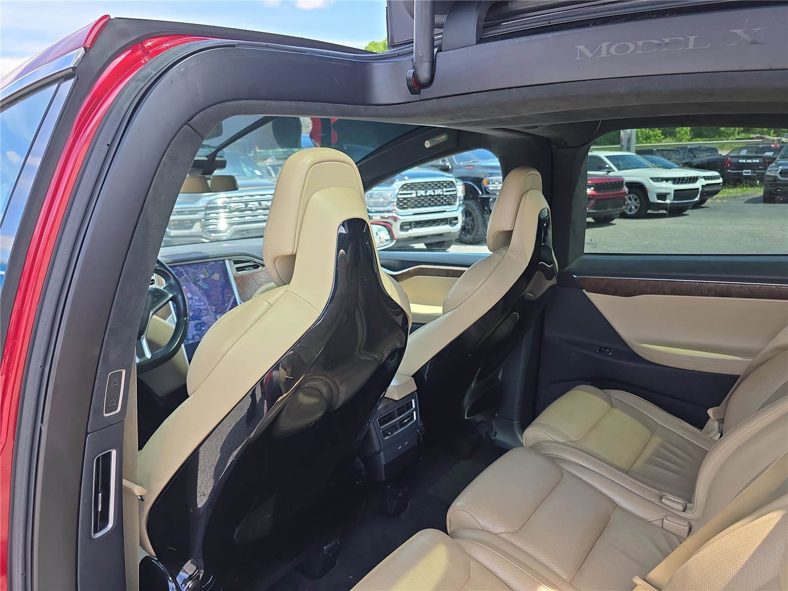 Used 2016 Tesla Model X 75D AWD/4WD image 14