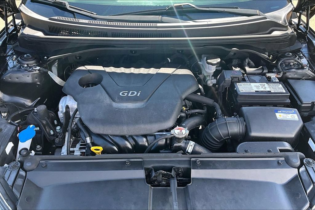 Used 2016 Hyundai Veloster w/ Option Group 02 FWD image 29