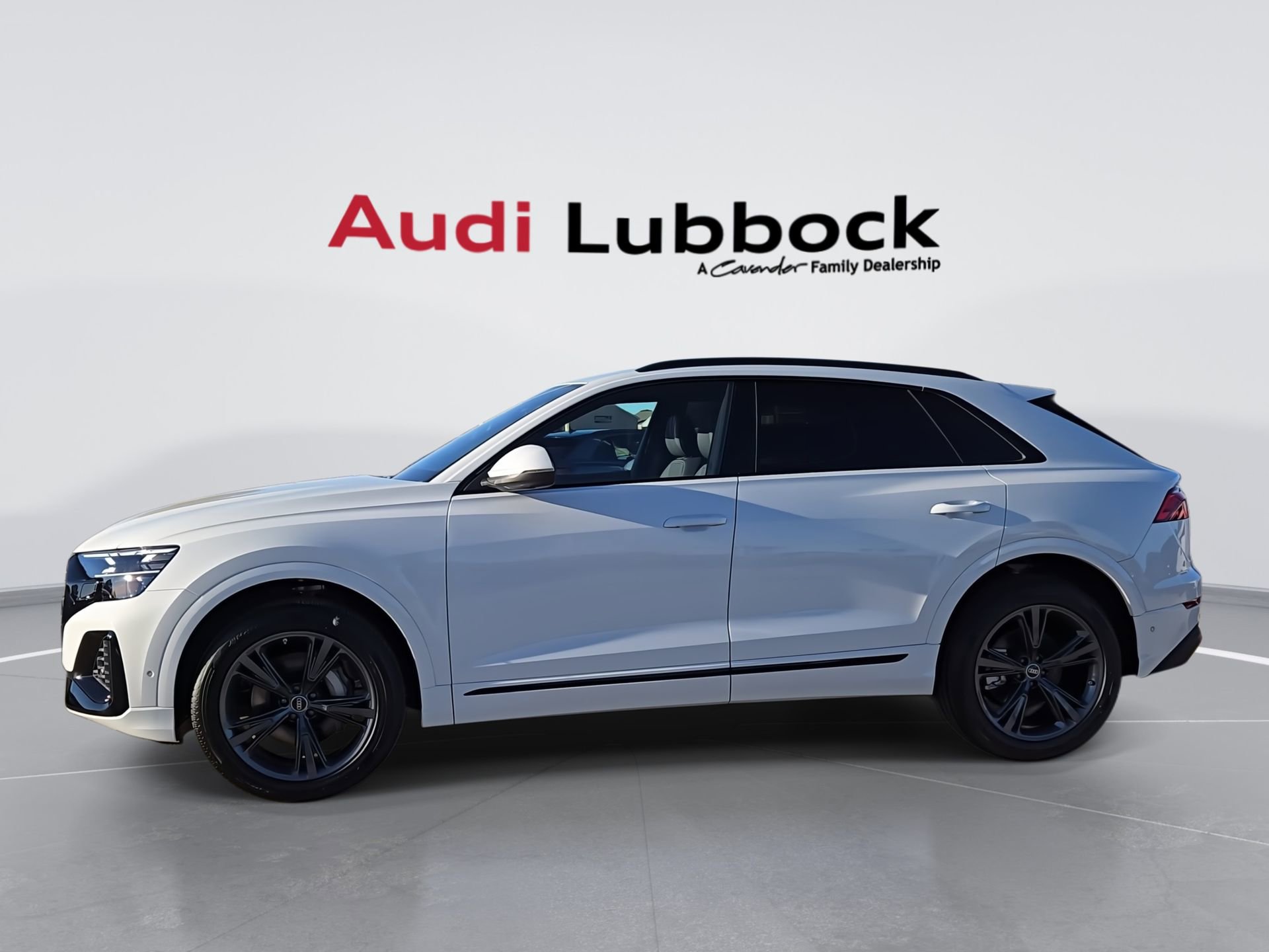 New 2026 Audi Q8 Premium image 6