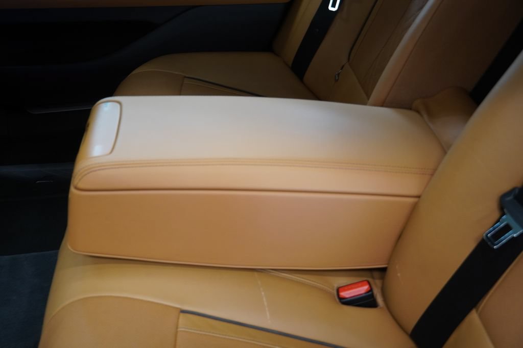 Used 2017 BMW 740i xDrive AWD/4WD image 28