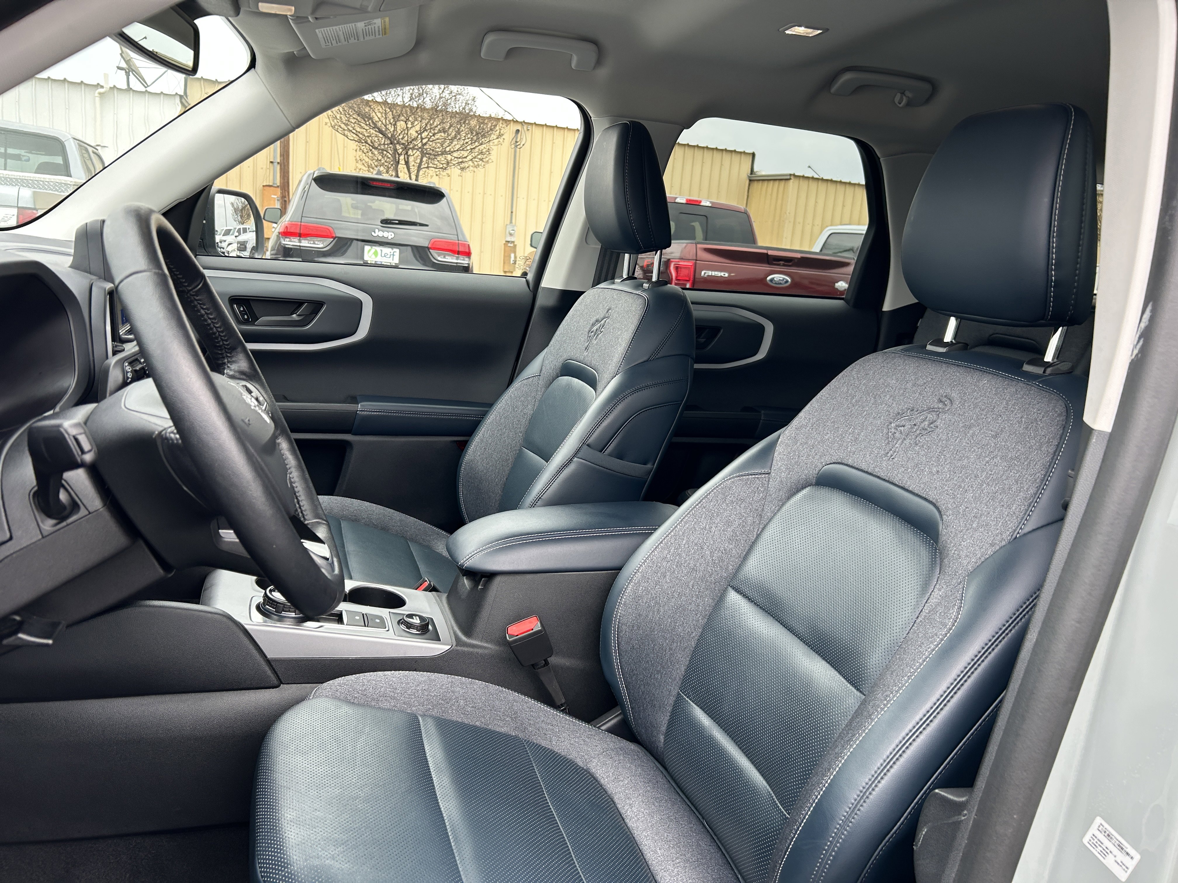 Used 2021 Ford Bronco Sport Outer Banks image 12