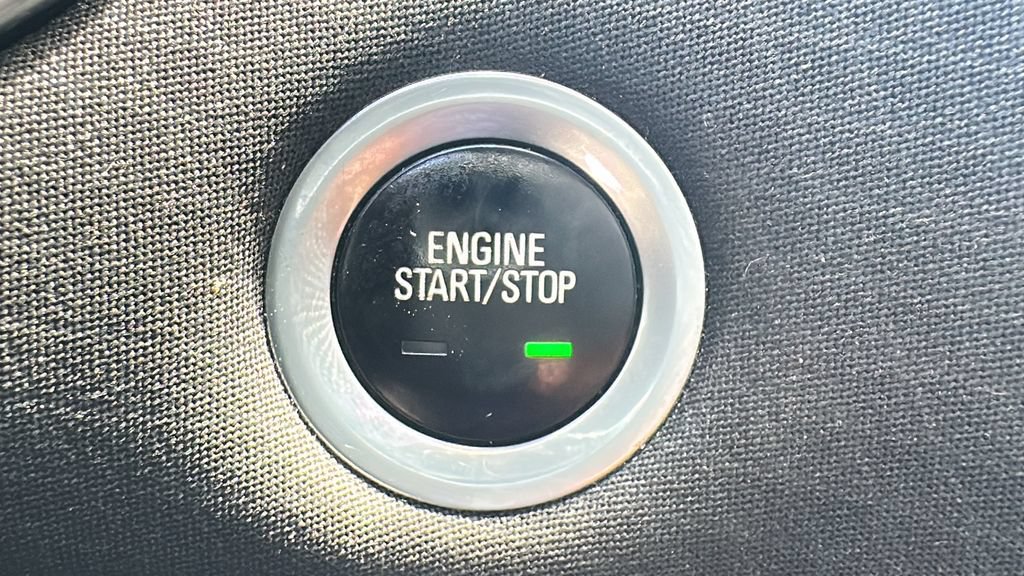 Used 2021 Chevrolet Malibu LT FWD image 24
