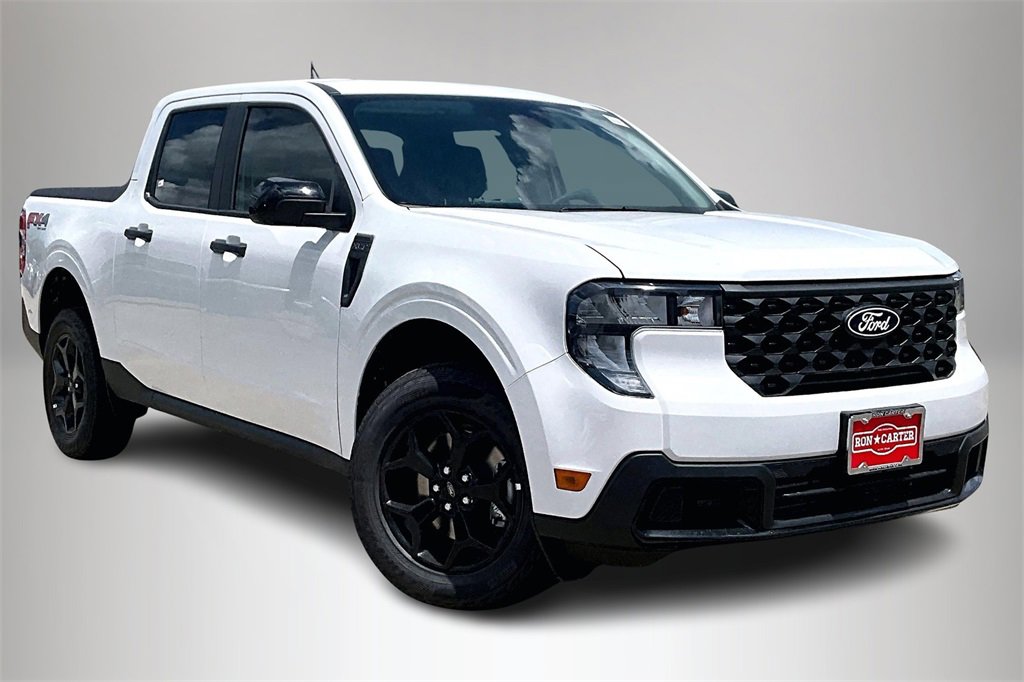 New 2025 Ford Maverick XLT w/ XLT Luxury Package