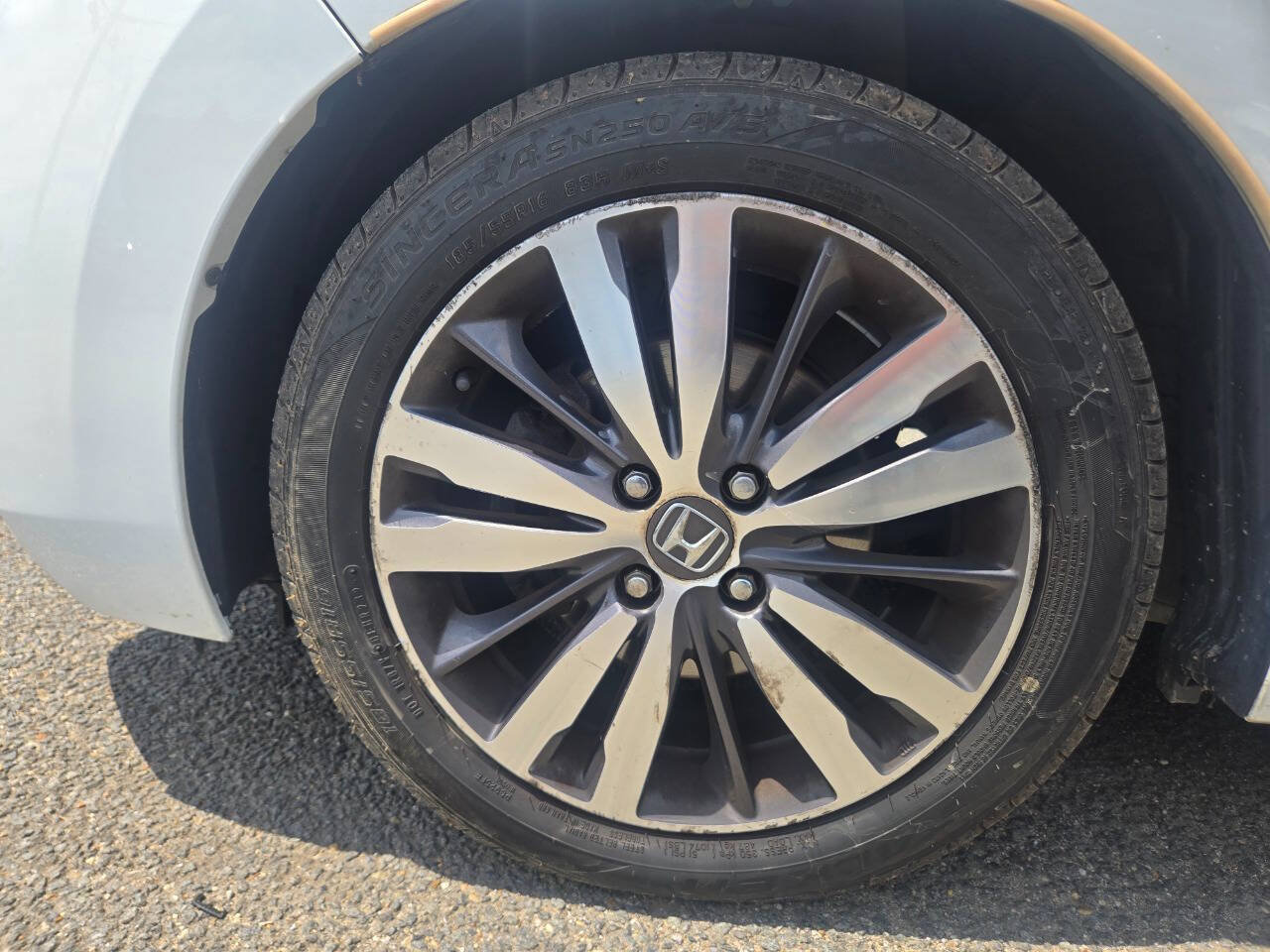 Used 2015 Honda Fit EX image 13