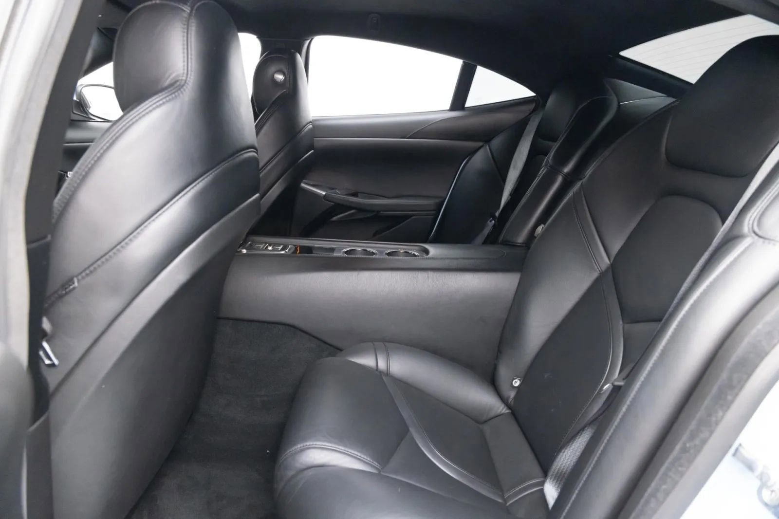 Used 2018 Karma Revero Luxury RWD image 35