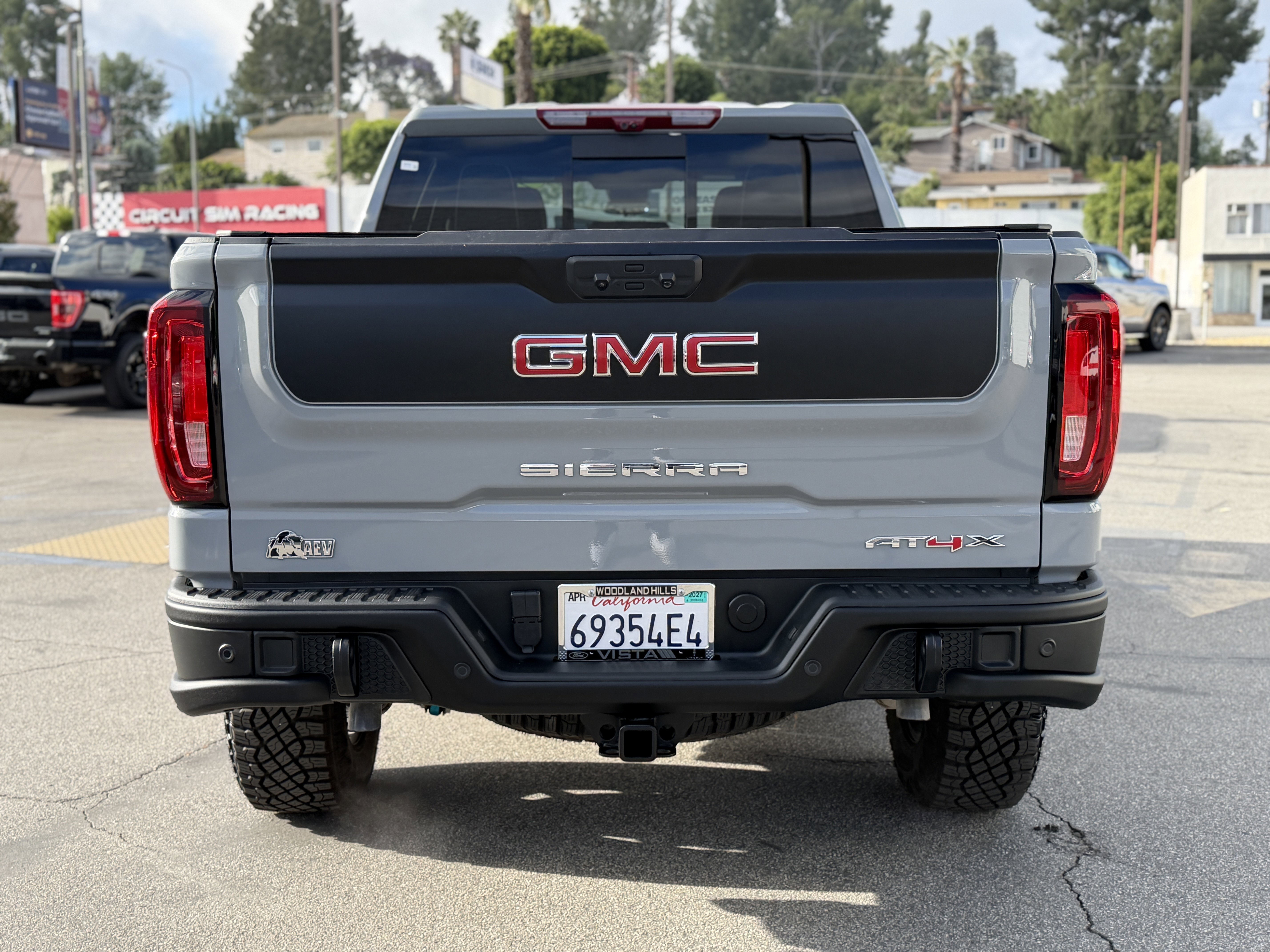 Used 2024 GMC Sierra 1500 AT4X w/ AT4X AEV Edition AWD/4WD image 6