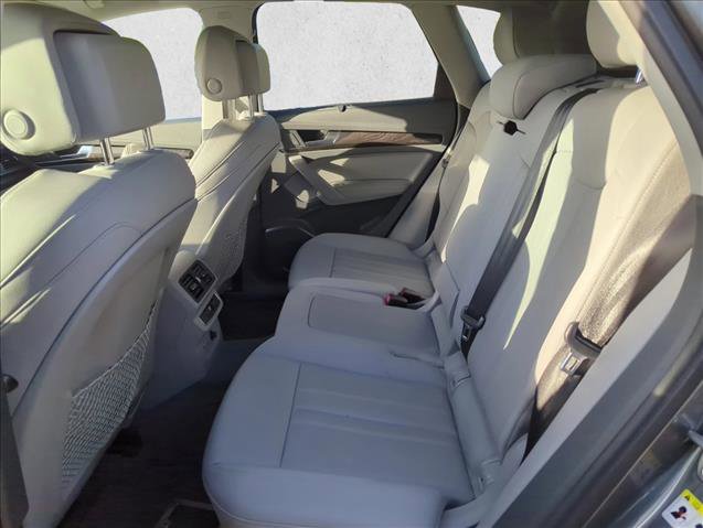 Used 2020 Audi Q5 2.0T Premium Plus image 22
