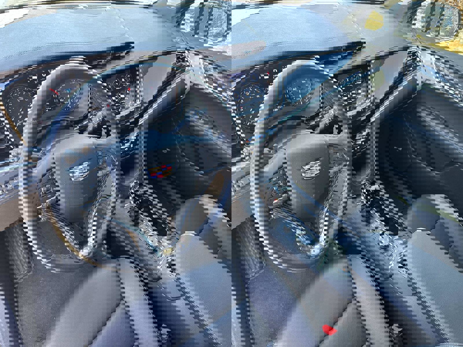 Certified 2024 Cadillac XT6 Sport w/ Technology Package image 22