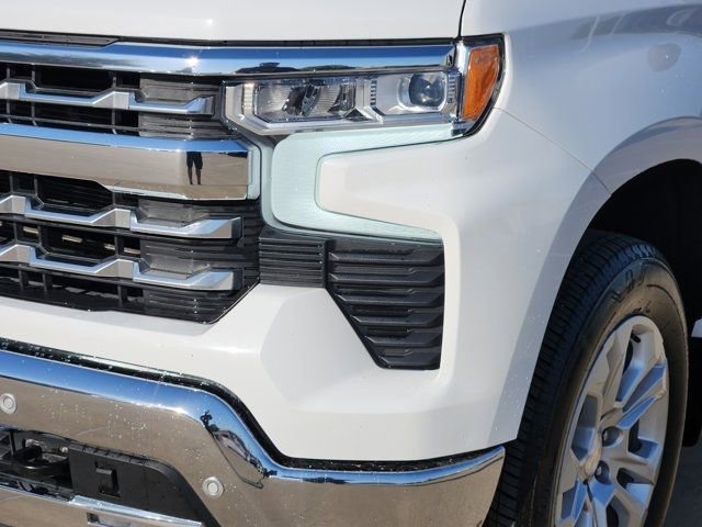 Used 2025 Chevrolet Silverado 1500 LTZ image 17