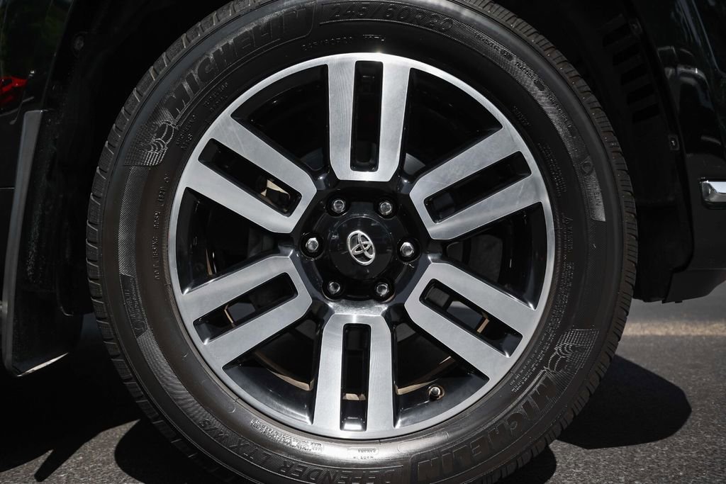 Used 2018 Toyota 4Runner Limited AWD/4WD image 13