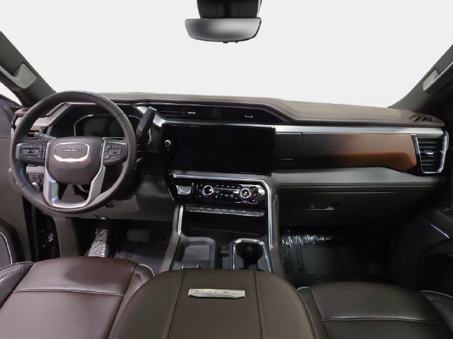 Used 2024 GMC Sierra 2500 Denali w/ Technology Package AWD/4WD image 10