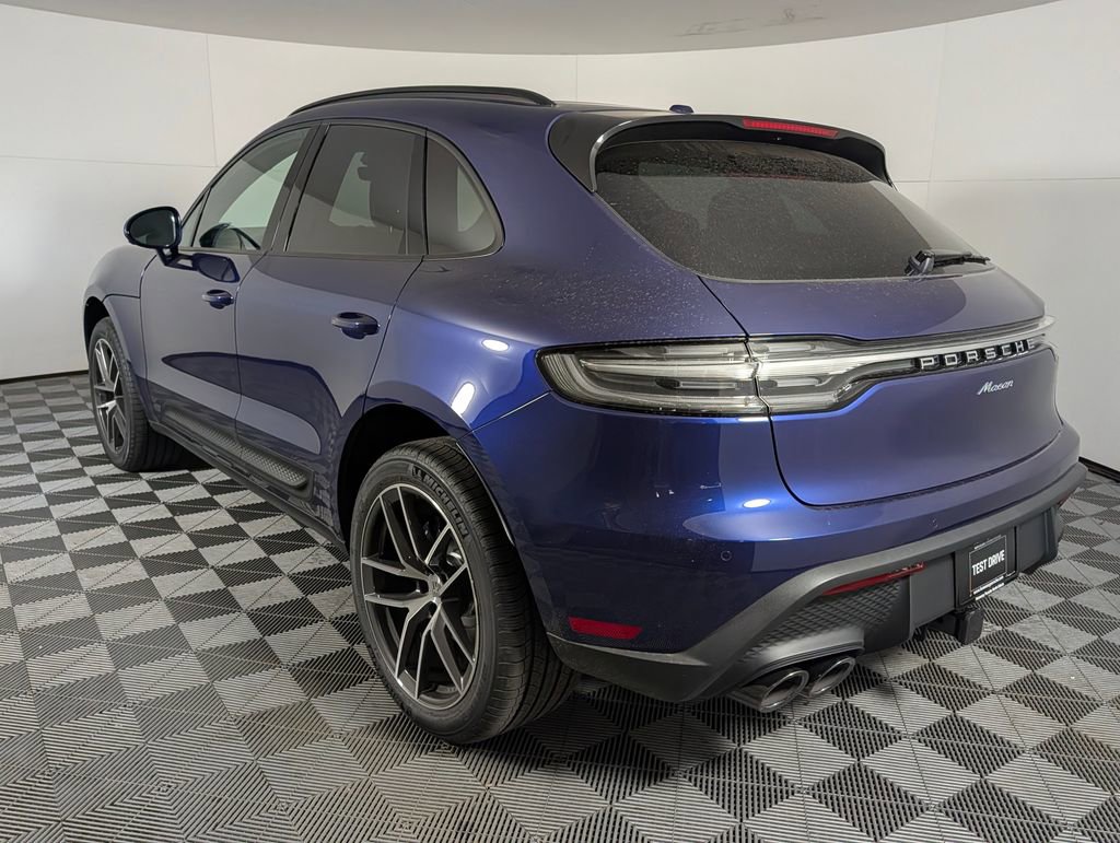 New 2026 Porsche Macan image 3