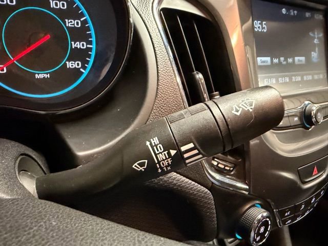 Used 2018 Chevrolet Cruze LT image 28