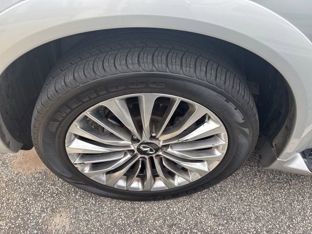 Used 2019 INFINITI QX80 Luxe w/ 22" Wheel Package AWD/4WD image 4