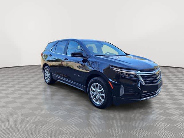 Used 2024 Chevrolet Equinox LT FWD image 3
