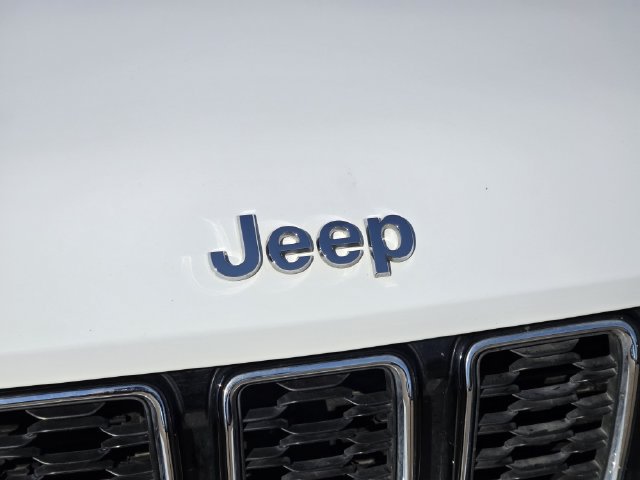 Certified 2023 Jeep Grand Cherokee Limited AWD/4WD image 12