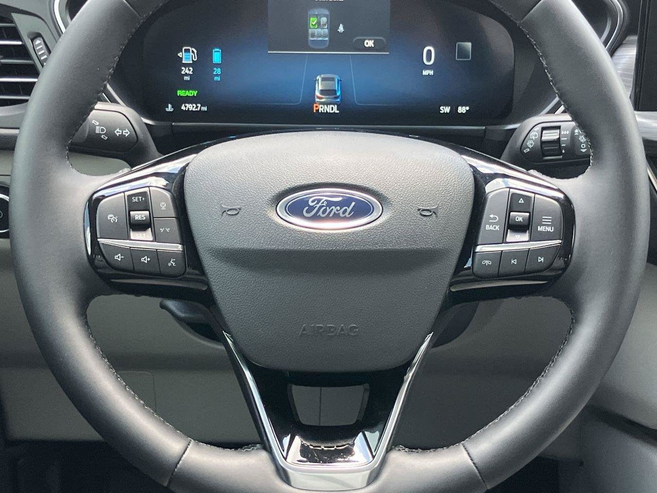 Used 2024 Ford Escape SE w/ PHEV Premium Package FWD image 23
