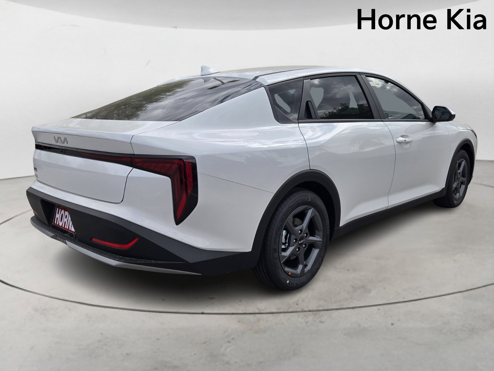 New 2025 Kia K4 LXS image 4