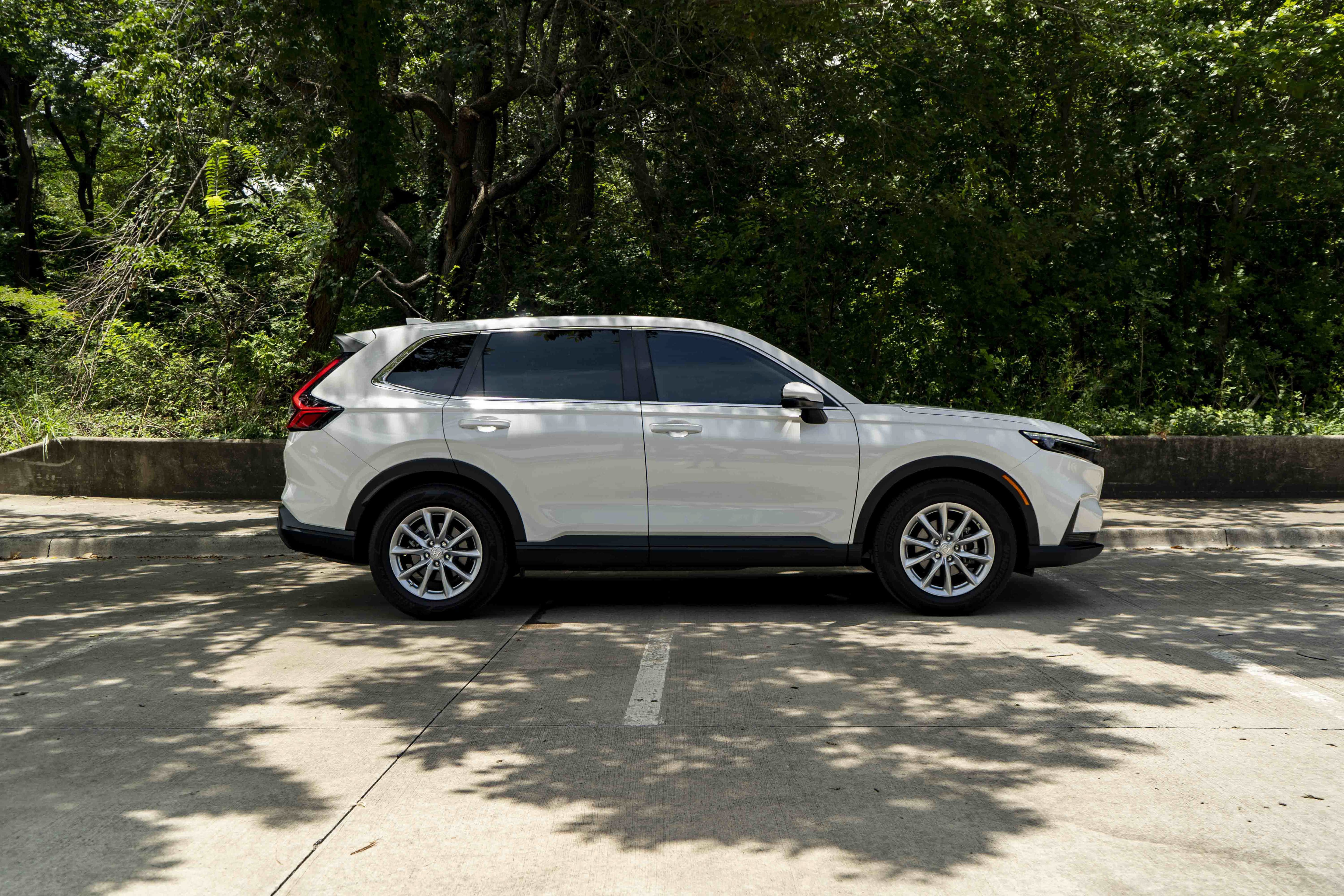 Used 2026 Honda CR-V EX image 10